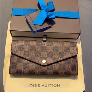 Louis Vuitton Sarah wallet Damier ebene